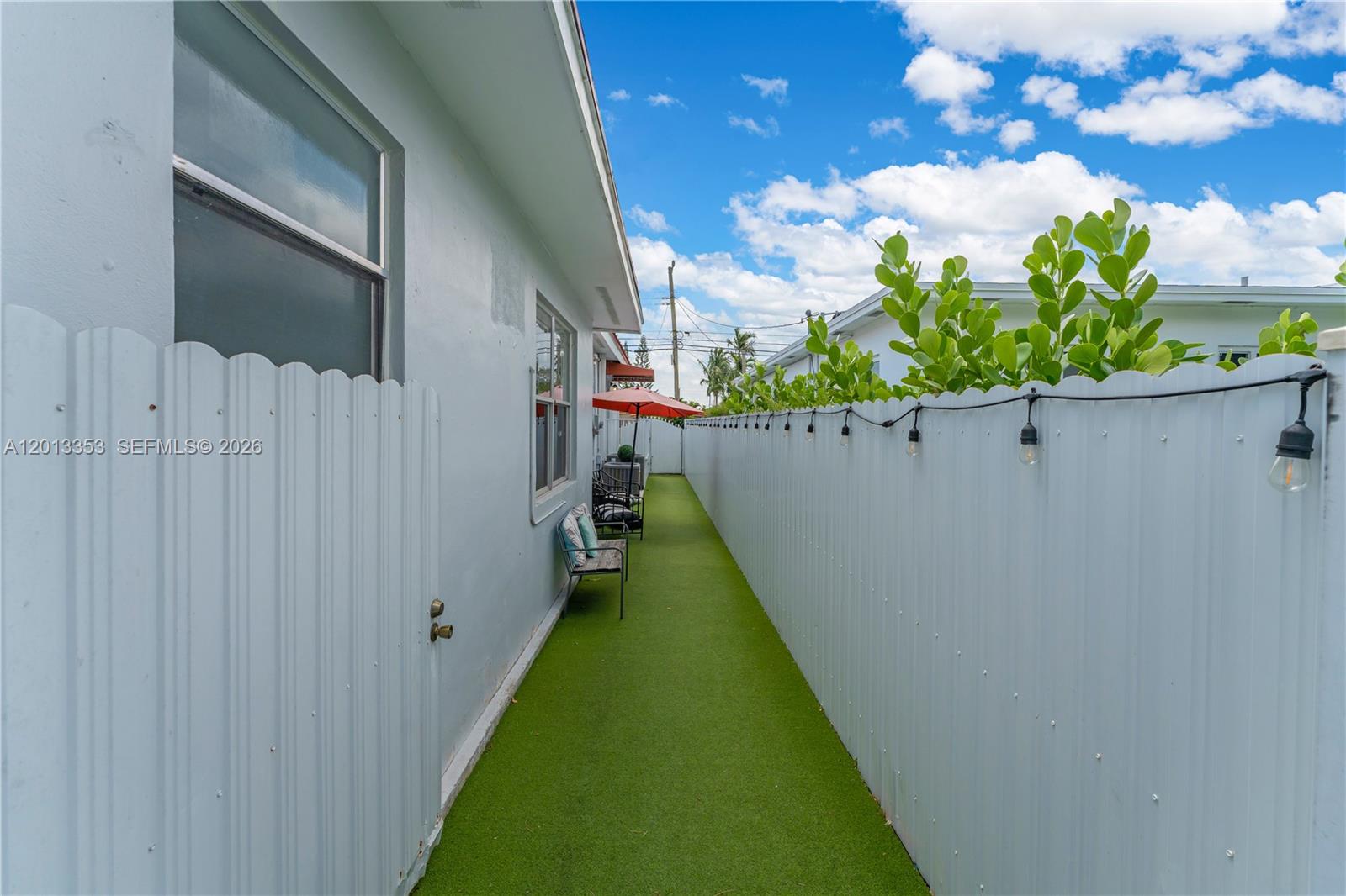 6355 SW 30th St, Miami FL 33155