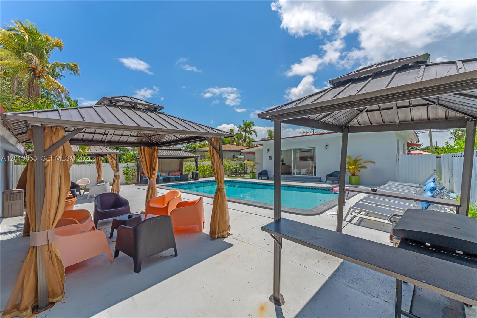 6355 SW 30th St, Miami FL 33155