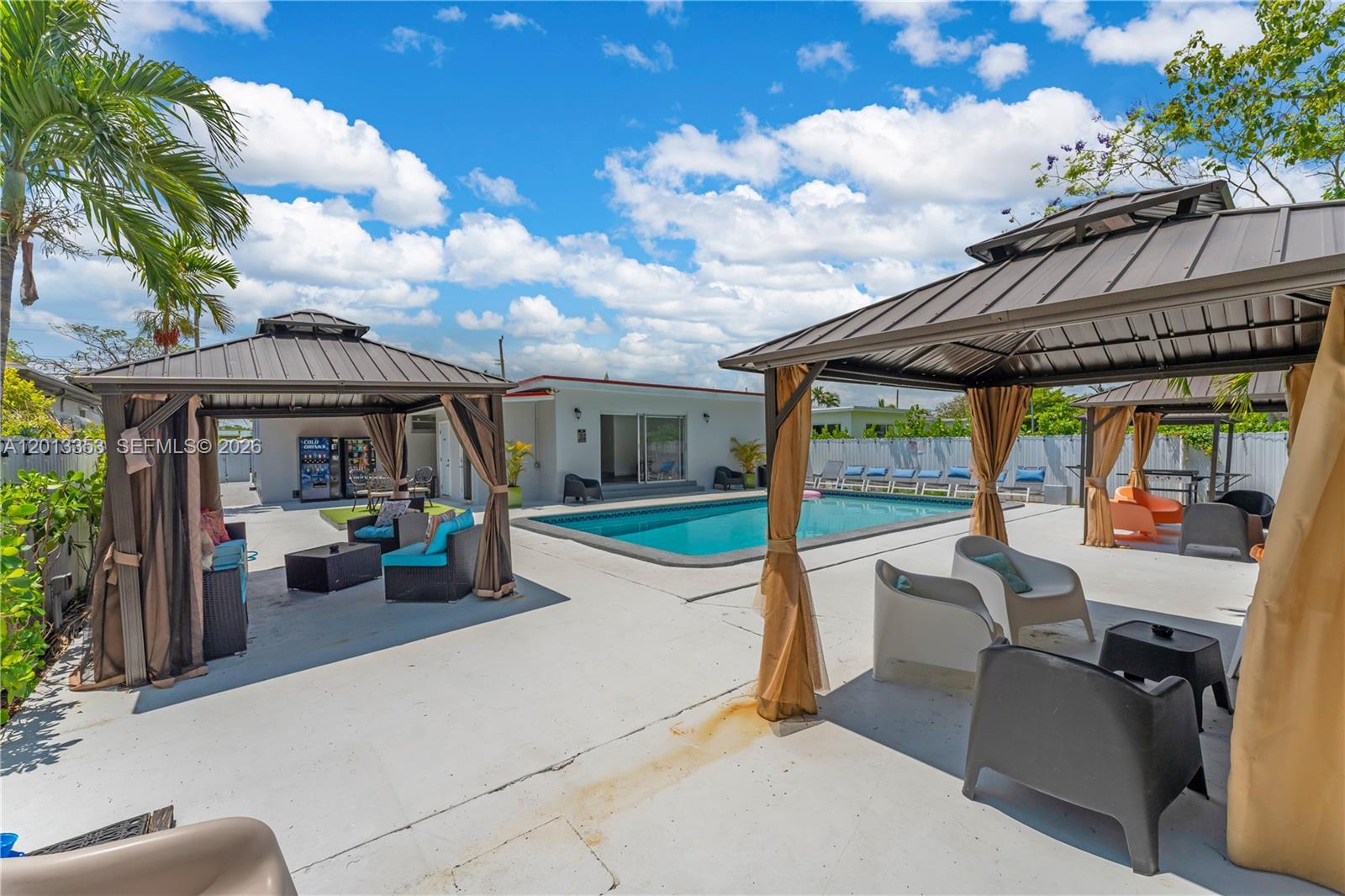 6355 SW 30th St, Miami FL 33155