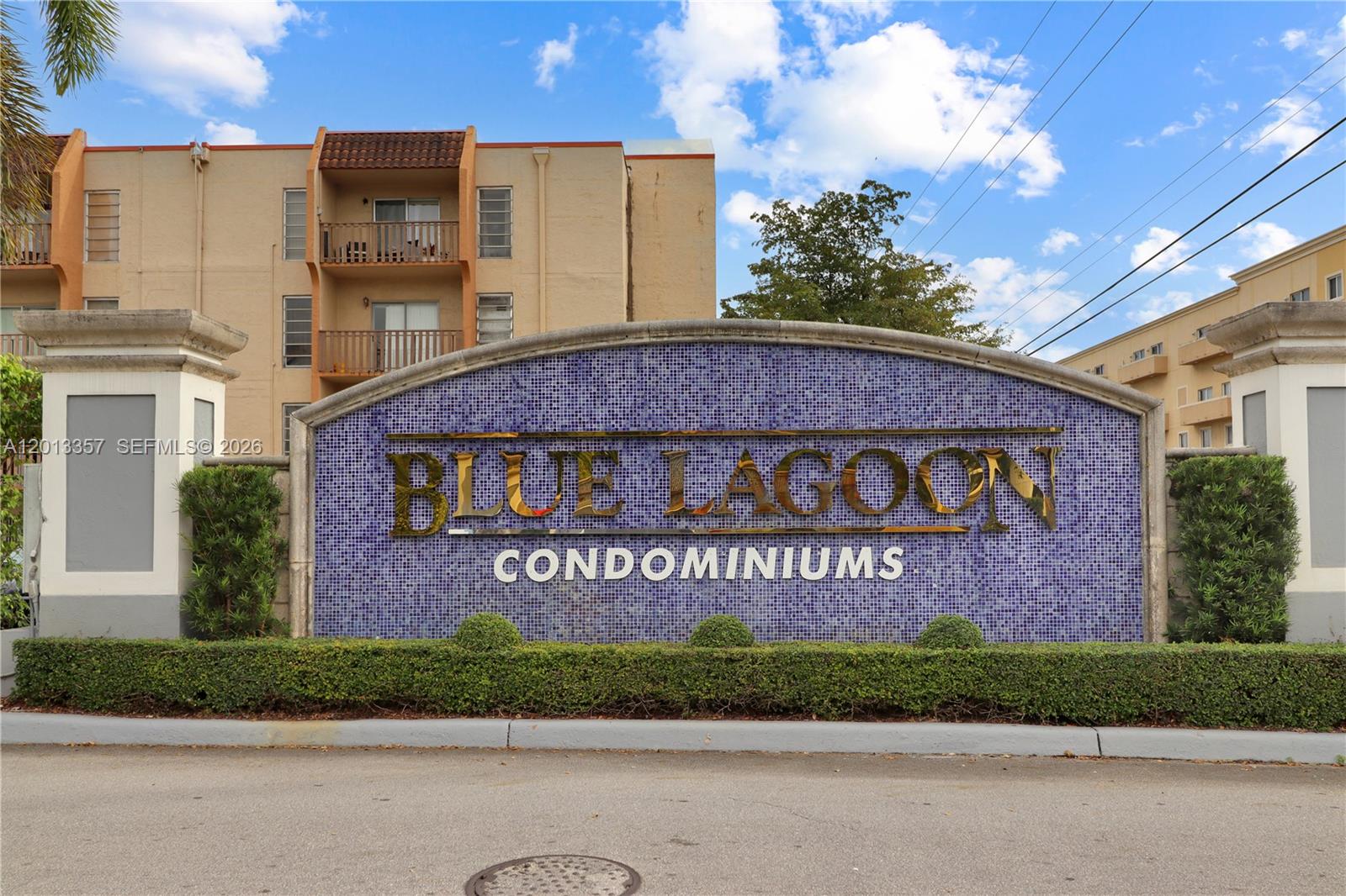 5085 NW 7th St #601, Miami FL 33126