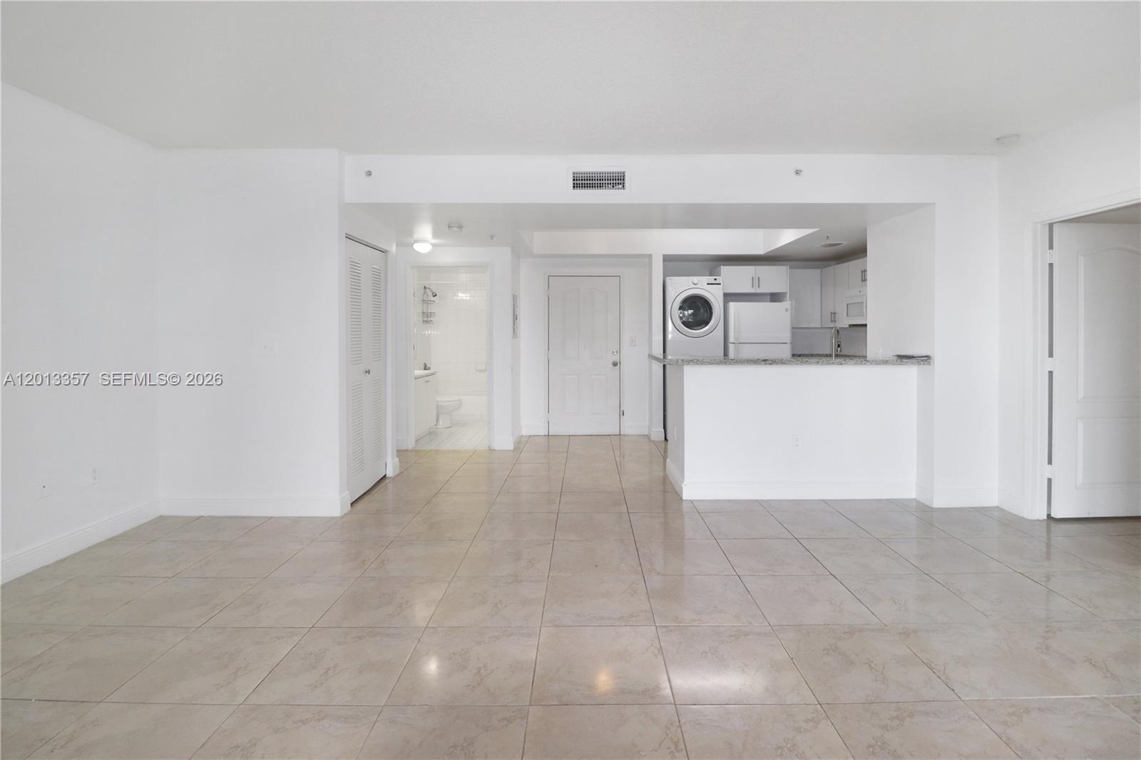 5085 NW 7th St #601, Miami FL 33126