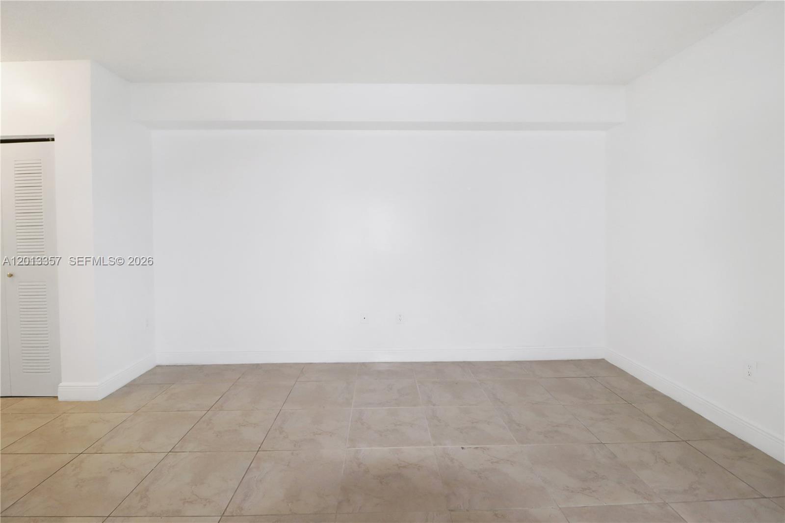 5085 NW 7th St #601, Miami FL 33126