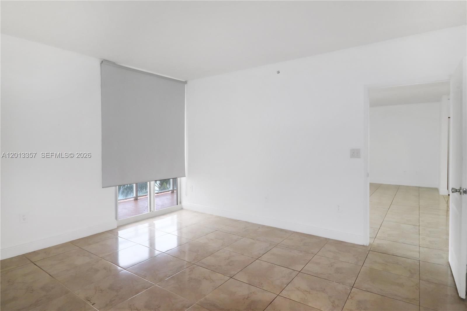 5085 NW 7th St #601, Miami FL 33126