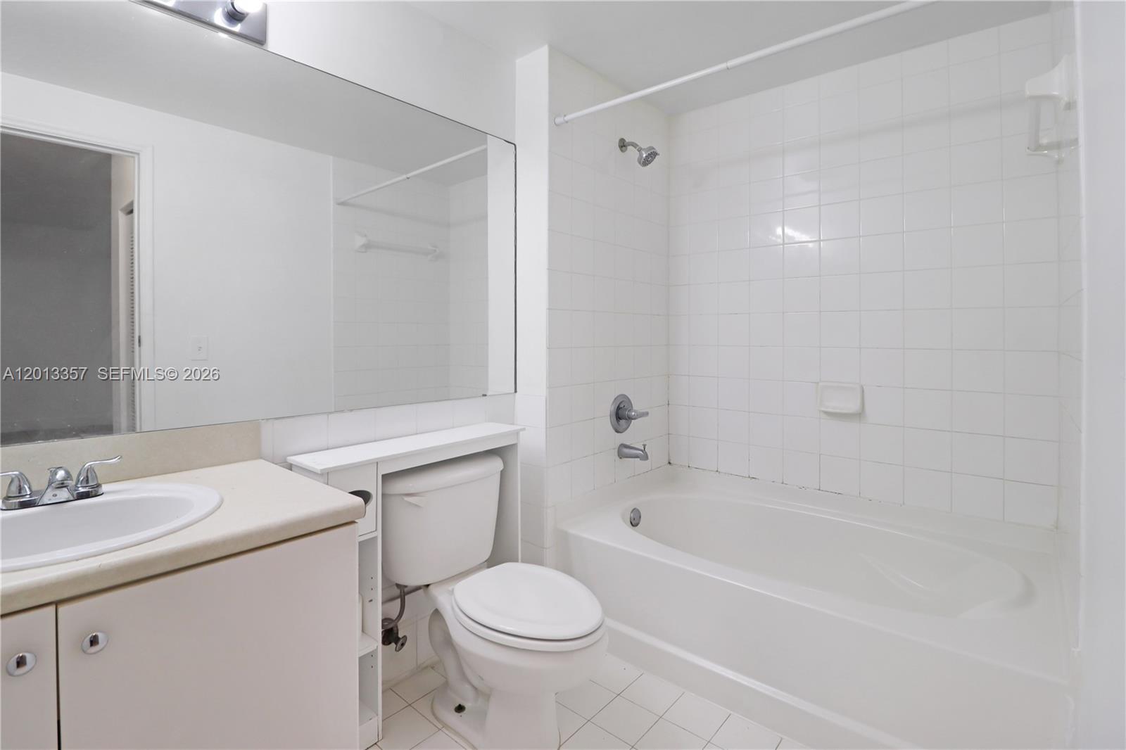 5085 NW 7th St #601, Miami FL 33126