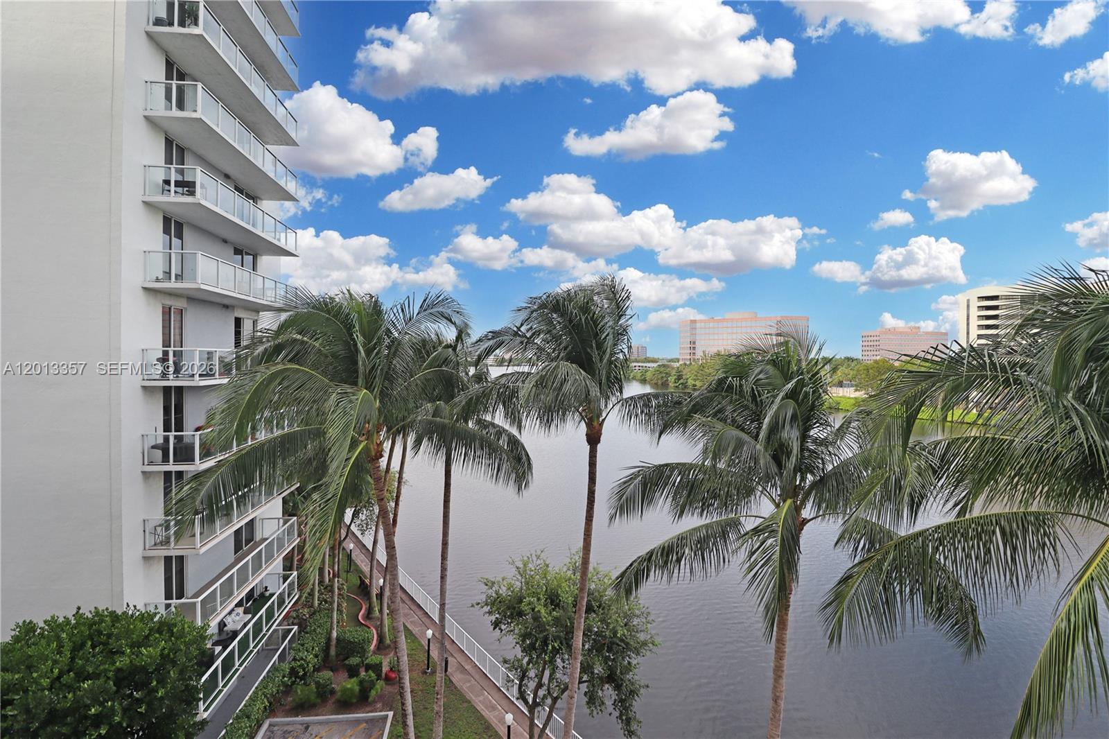 5085 NW 7th St #601, Miami FL 33126