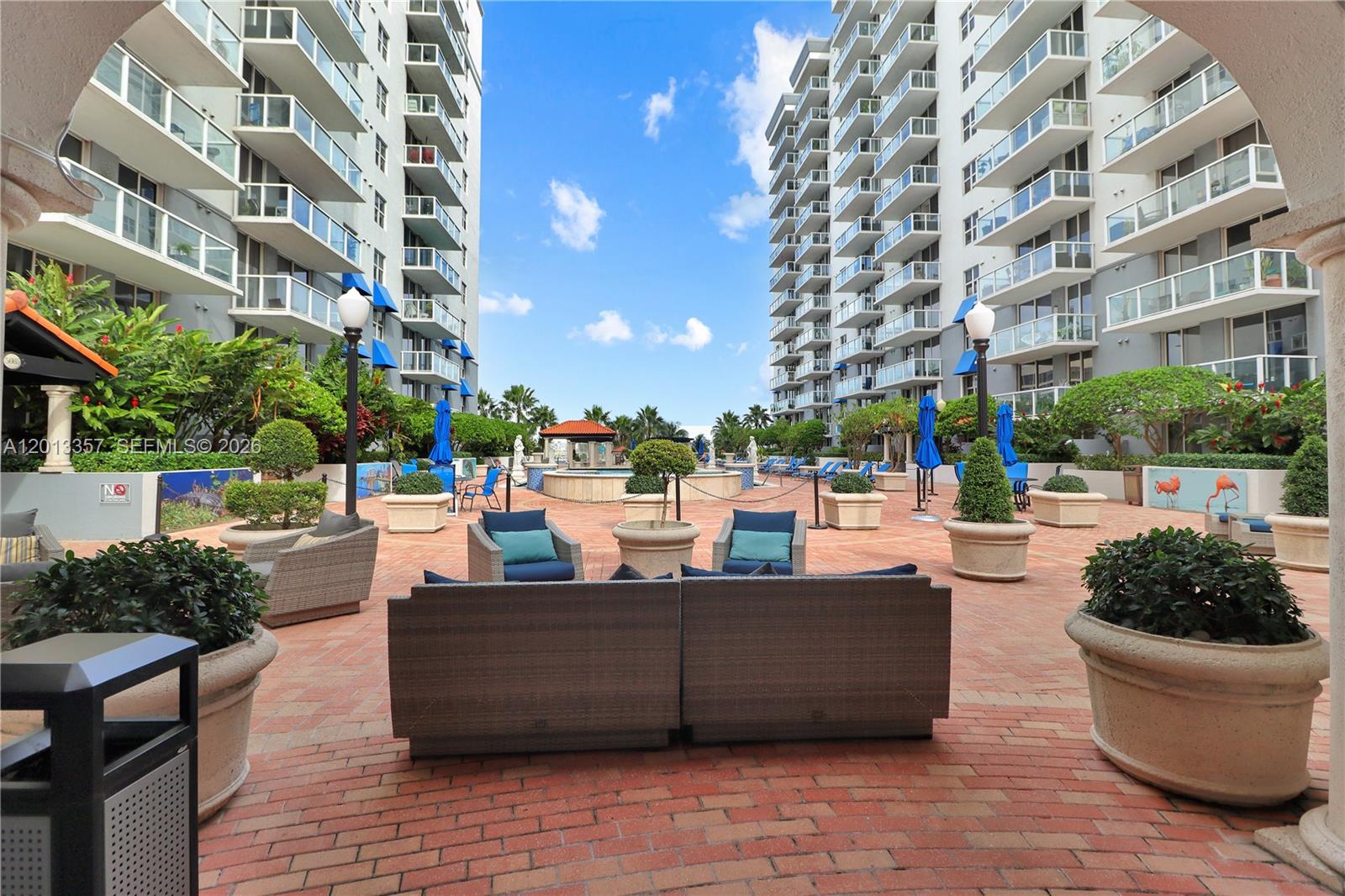 5085 NW 7th St #601, Miami FL 33126