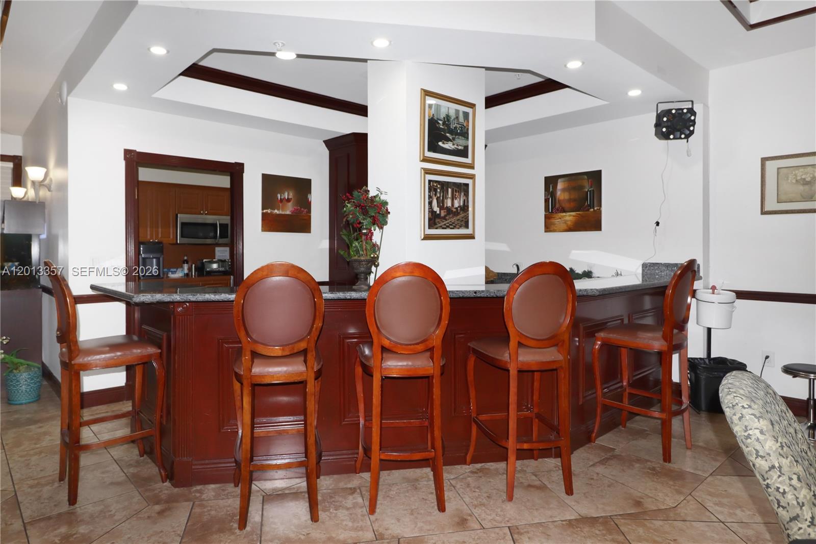 5085 NW 7th St #601, Miami FL 33126