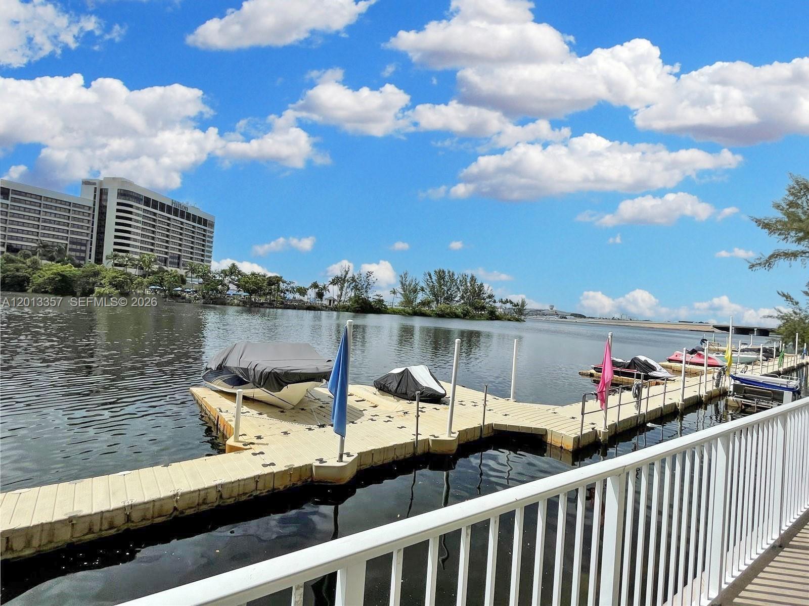 5085 NW 7th St #601, Miami FL 33126