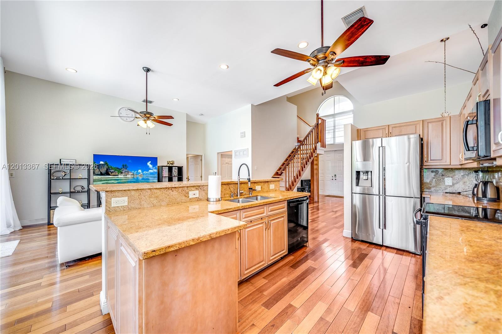 1241 S 13th Ave, Hollywood FL 33019