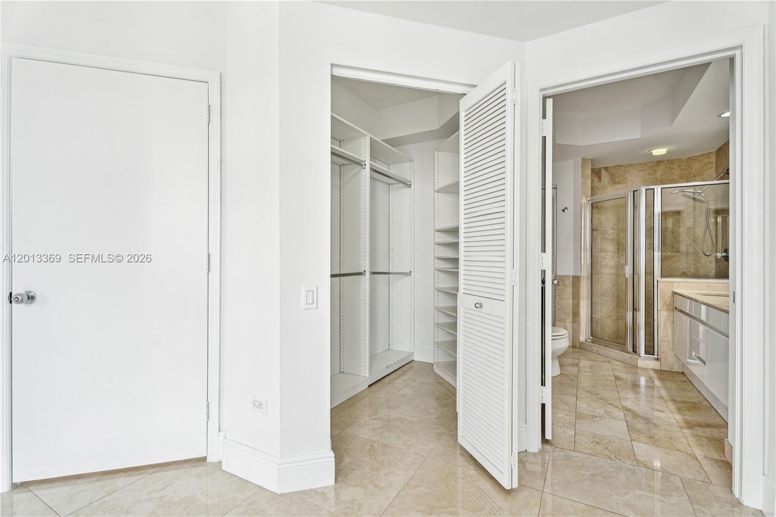 808 Brickell Key Dr #2207, Miami FL 33131