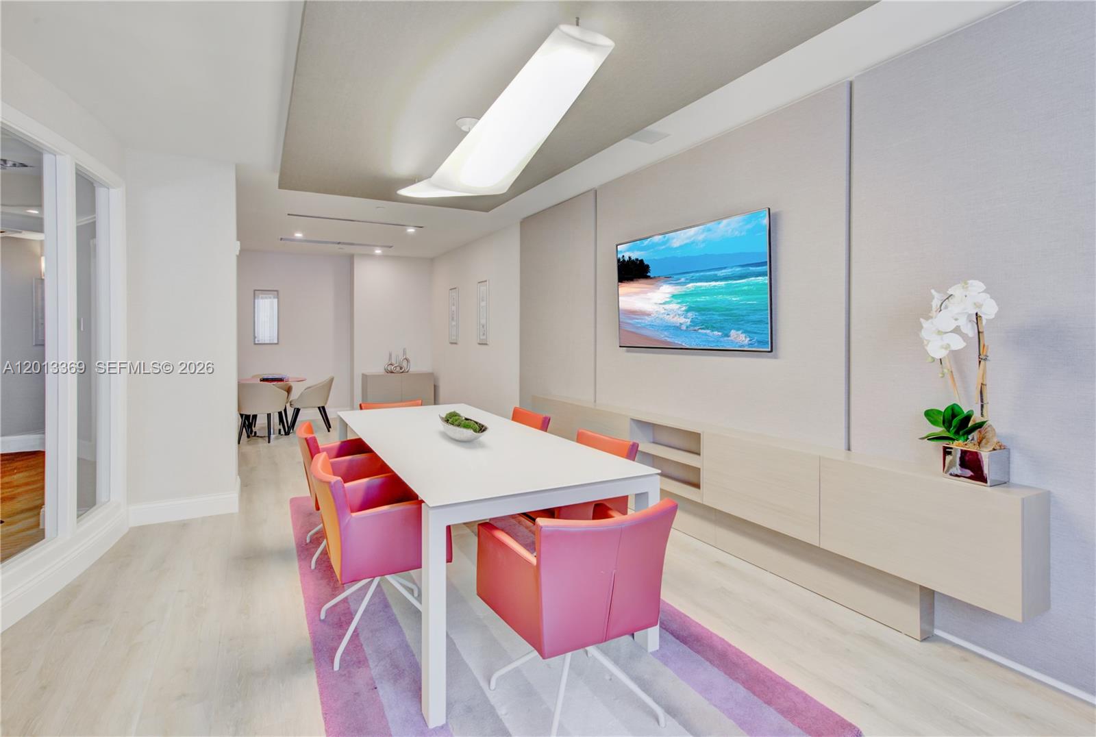 808 Brickell Key Dr #2207, Miami FL 33131