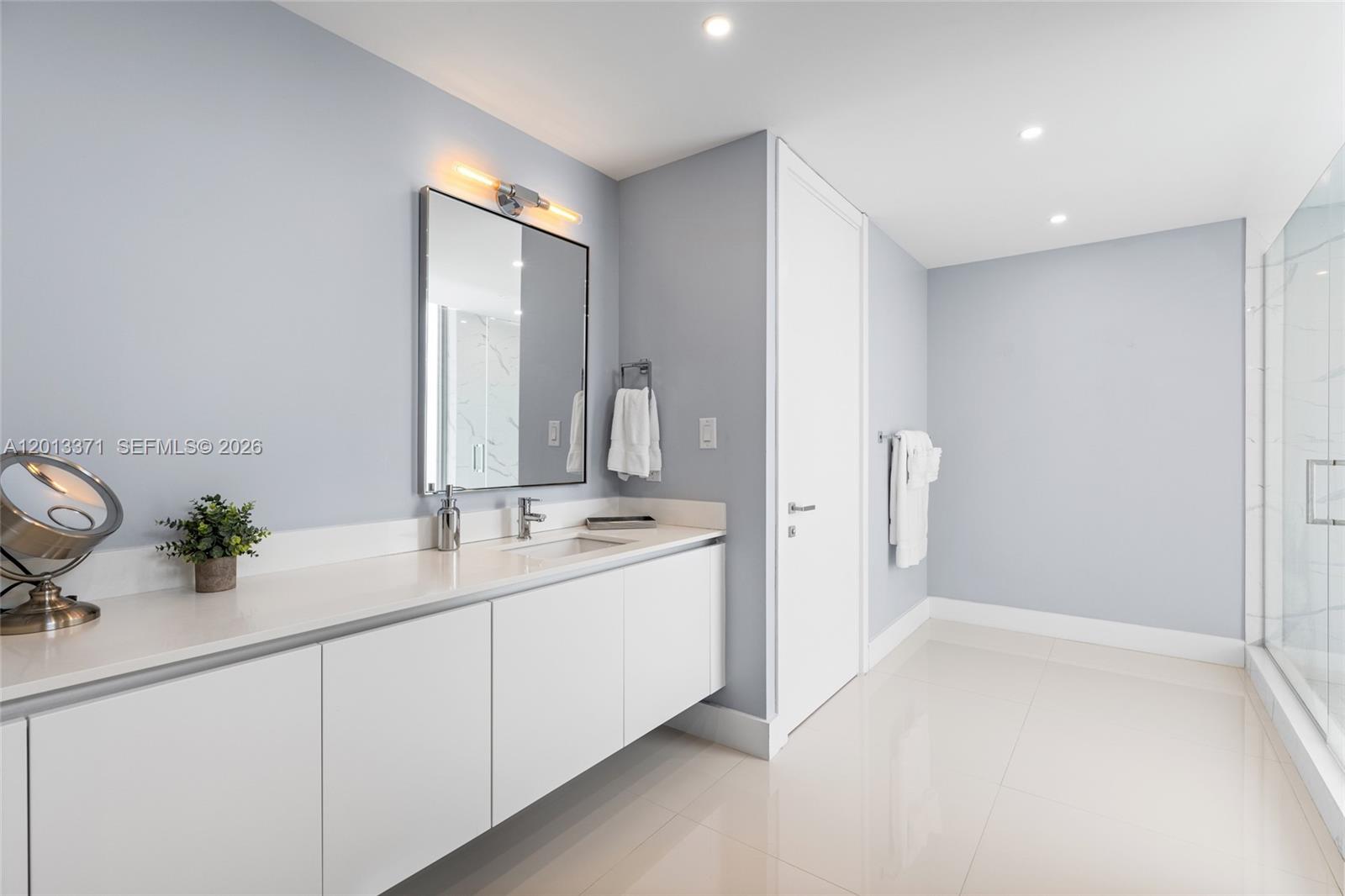 133 Isle Of Venice Dr #4B, Fort Lauderdale FL 33301