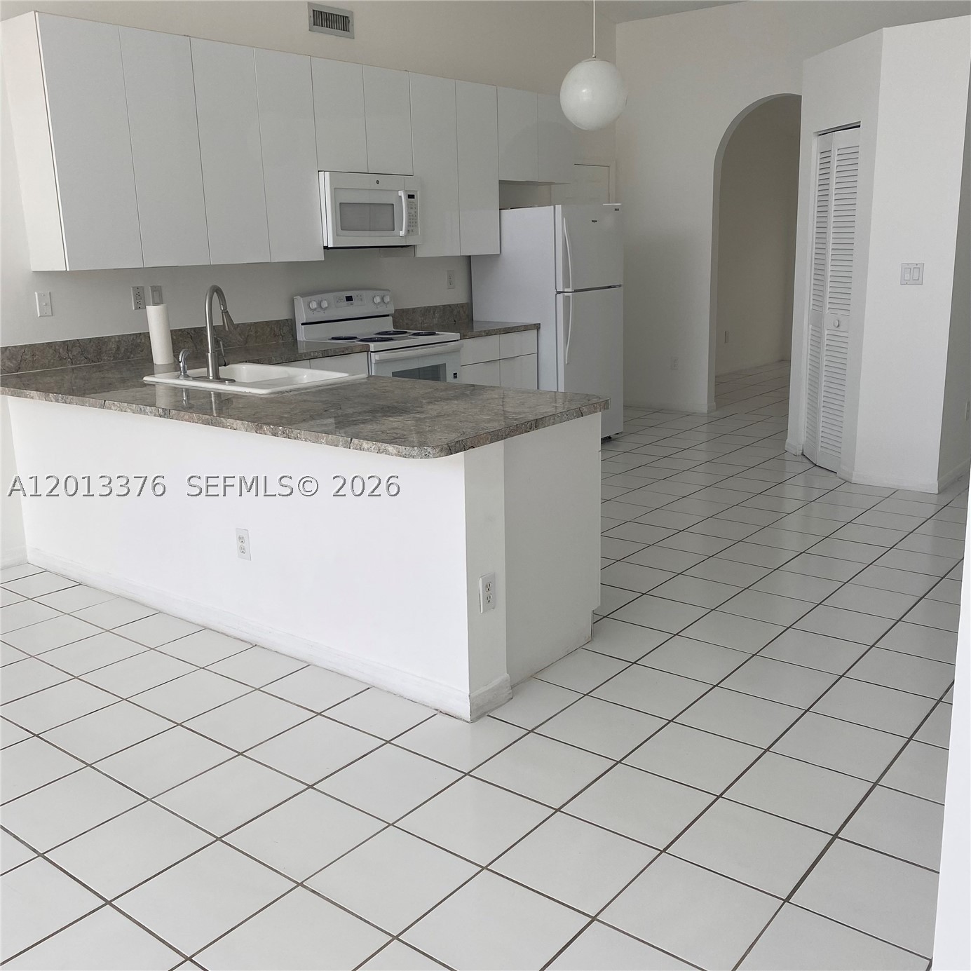 10867 SW 152nd Pl, Miami FL 33196
