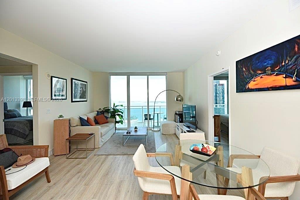 951 Brickell Ave #3104, Miami FL 33131