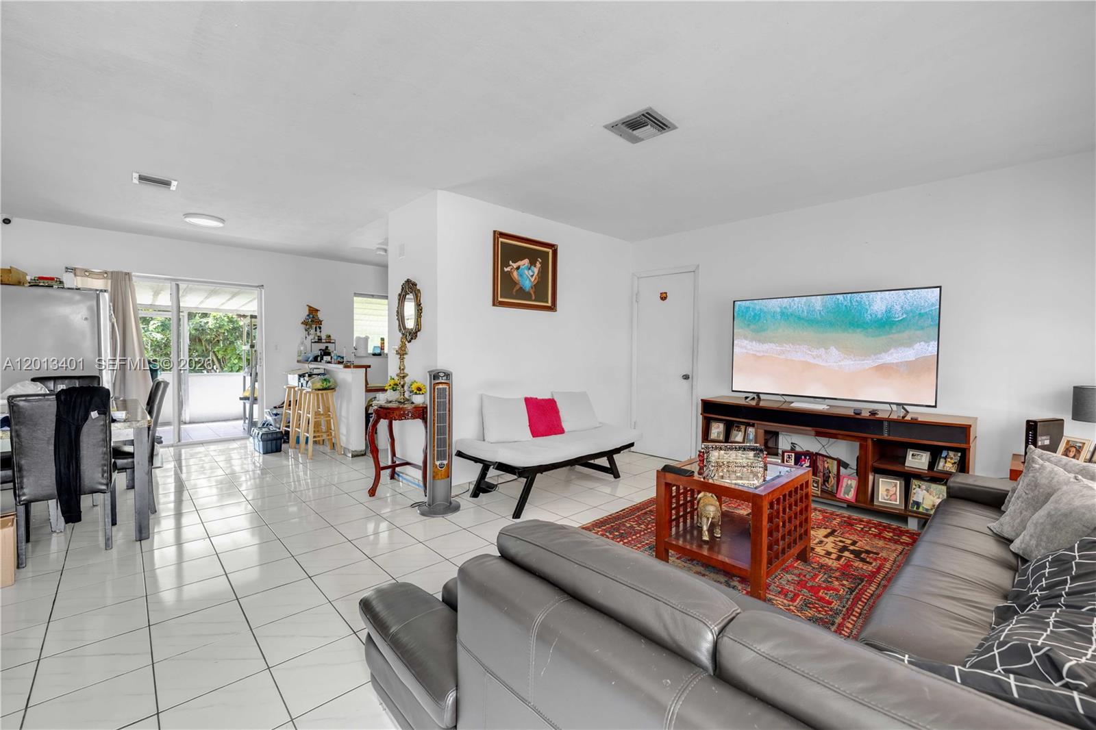 10370 SW 44th St, Miami FL 33165