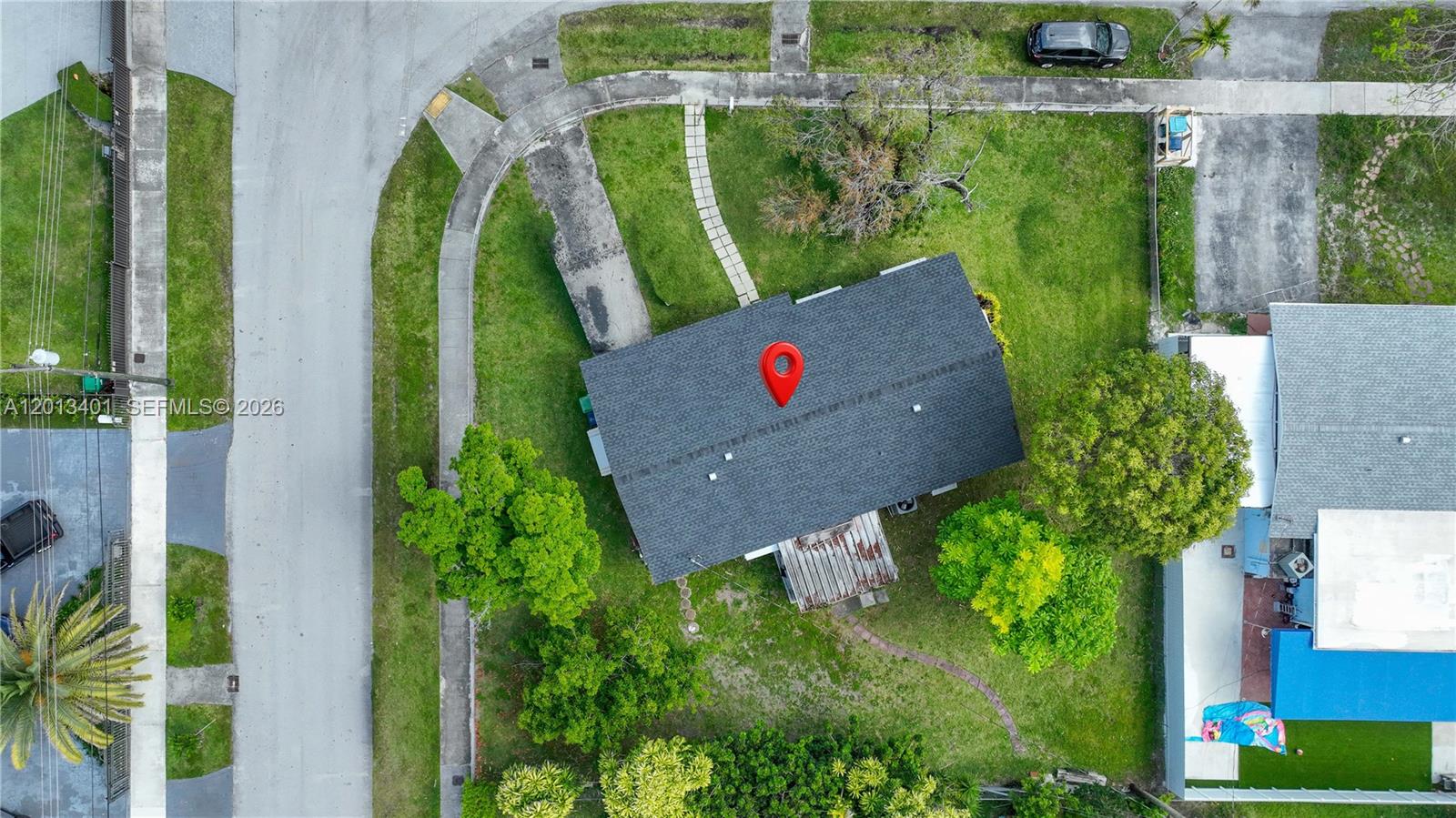 10370 SW 44th St, Miami FL 33165