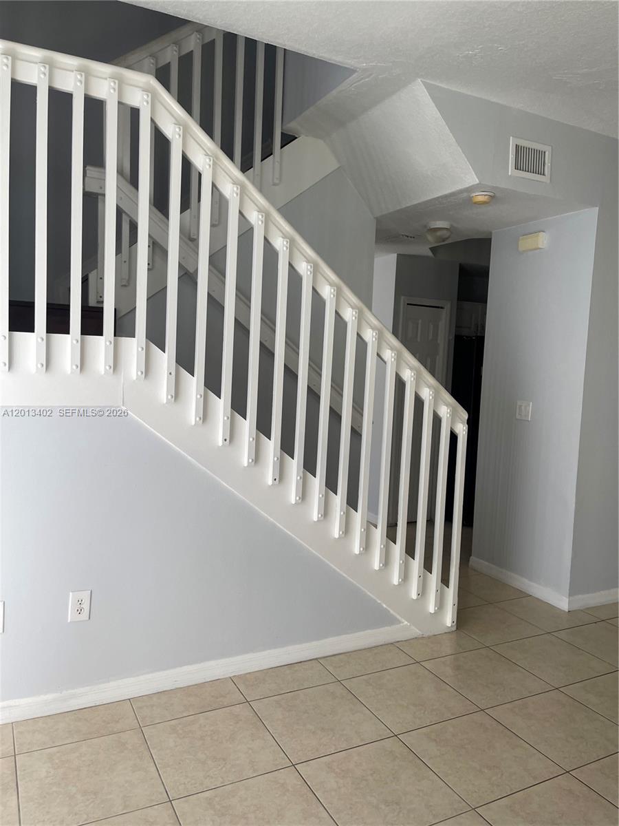 10666 SW 7th St #2106, Pembroke Pines FL 33025