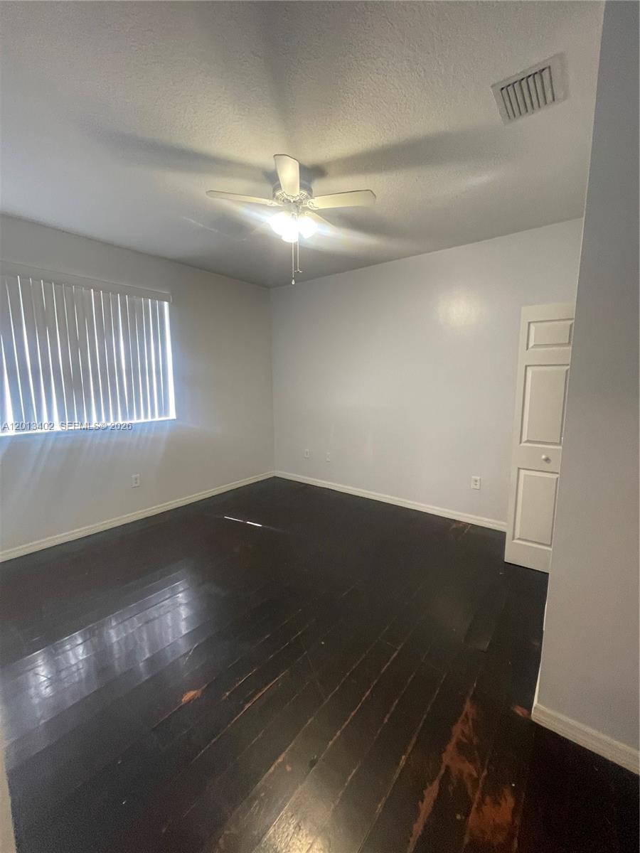 10666 SW 7th St #2106, Pembroke Pines FL 33025