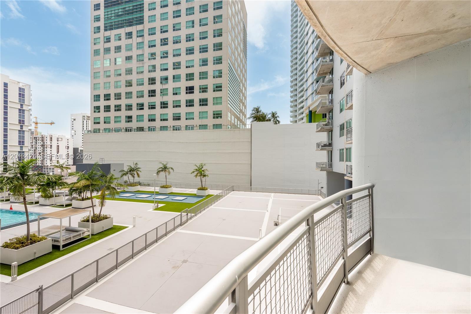 690 SW 1st CT #1034, Miami FL 33130