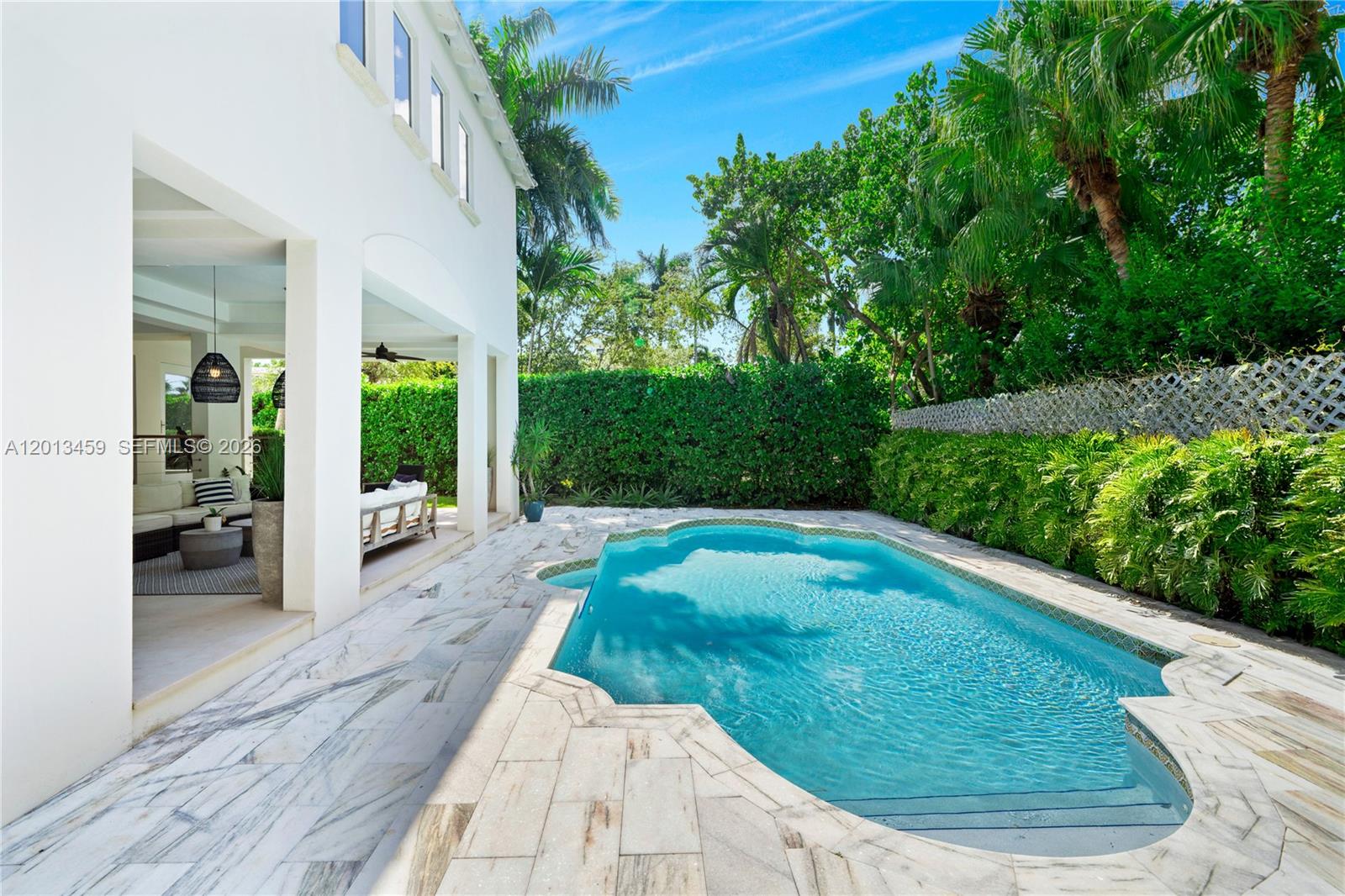 1281 S Venetian Way, Miami FL 33139
