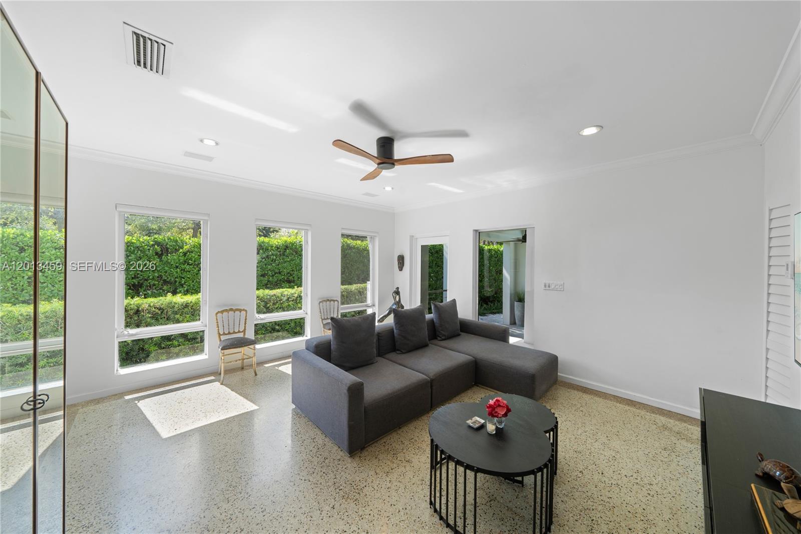 1281 S Venetian Way, Miami FL 33139