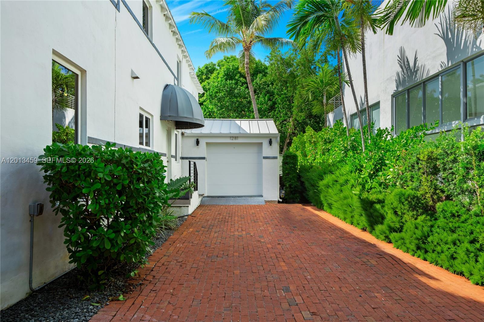 1281 S Venetian Way, Miami FL 33139