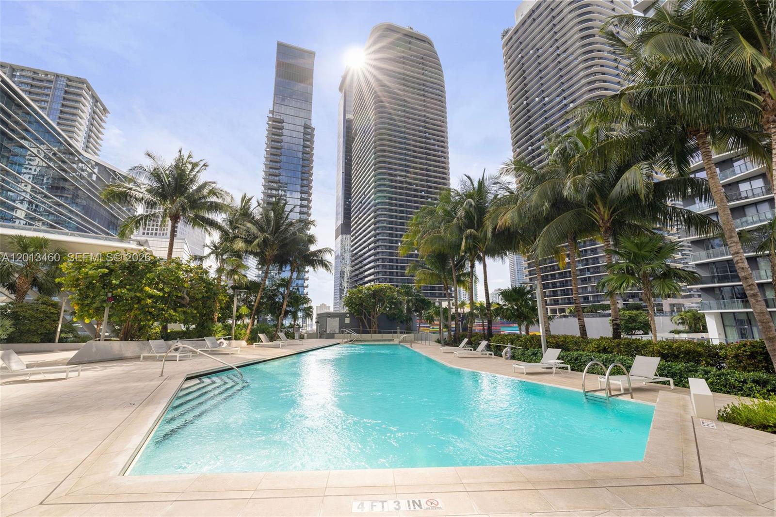 88 SW 7th St #1201, Miami FL 33130