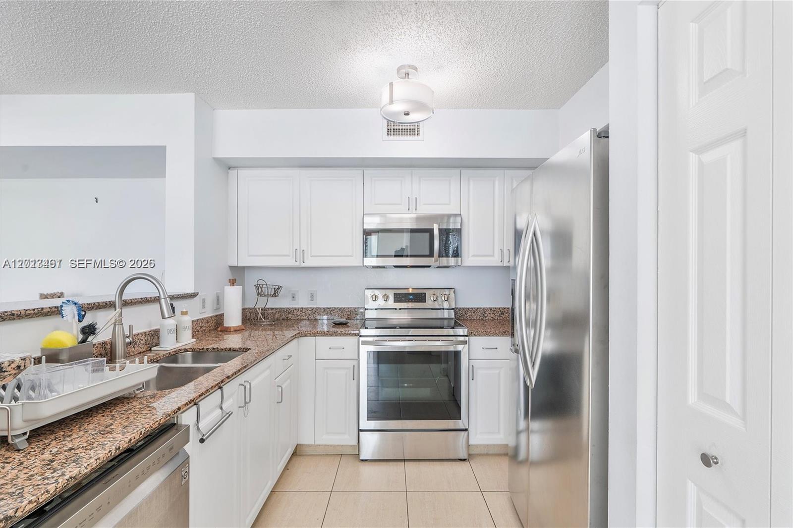 1155 Brickell Bay Dr #603, Miami FL 33131