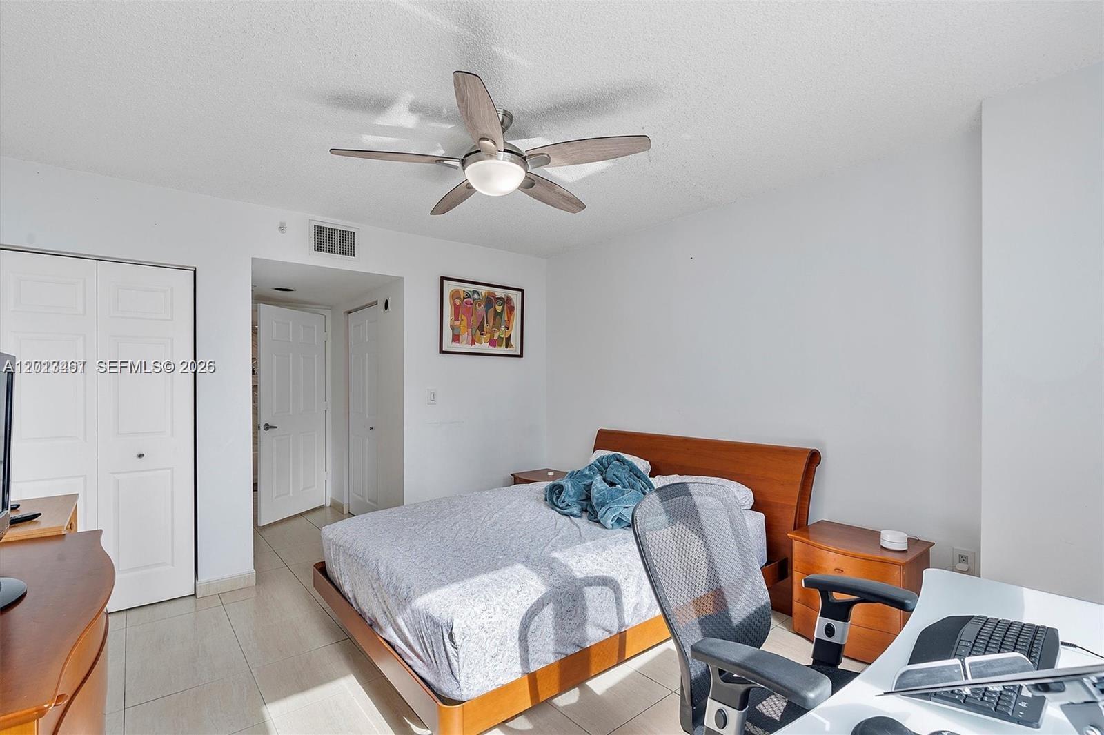 1155 Brickell Bay Dr #603, Miami FL 33131