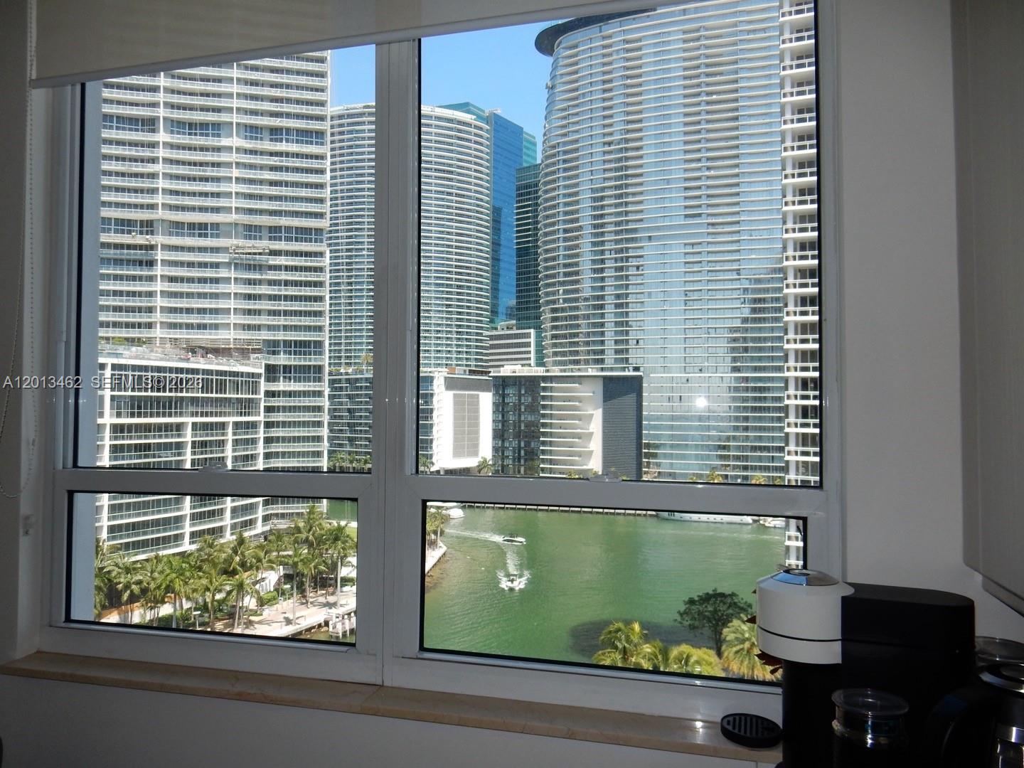 801 Brickell Key Blvd #1102, Miami FL 33131