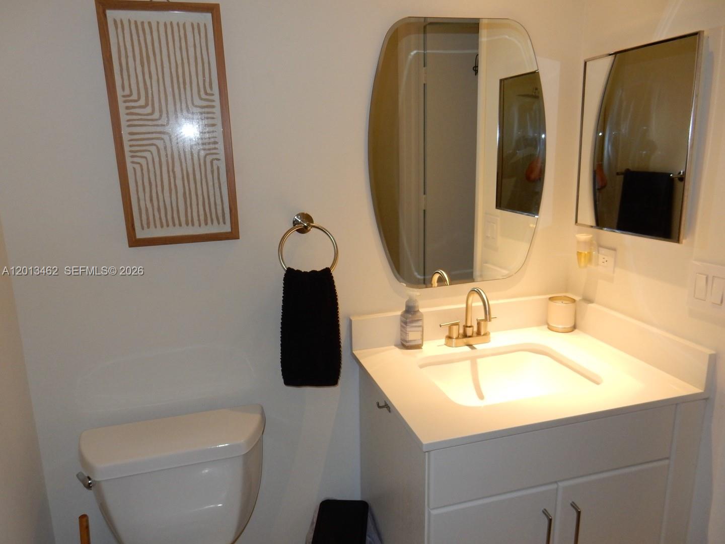 801 Brickell Key Blvd #1102, Miami FL 33131