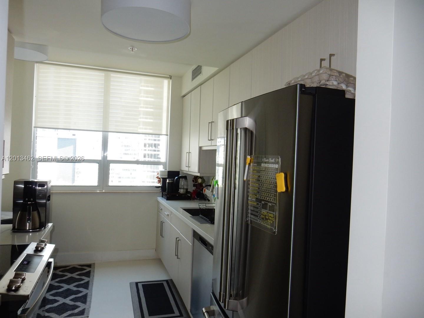 801 Brickell Key Blvd #1102, Miami FL 33131