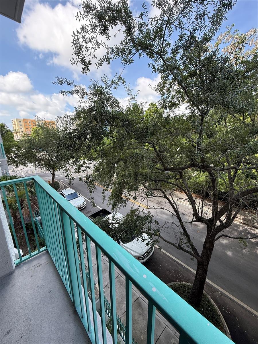6001 SW 70th St #339, South Miami FL 33143