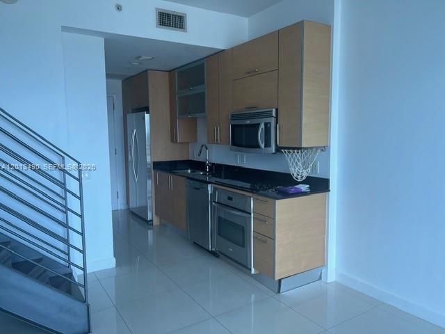 60 SW 13th St #1615, Miami FL 33130