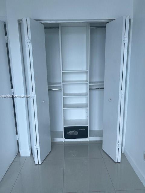 60 SW 13th St #1615, Miami FL 33130