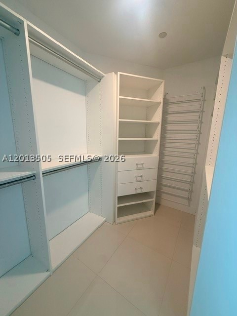 2020 N Bayshore Dr #3804, Miami FL 33137