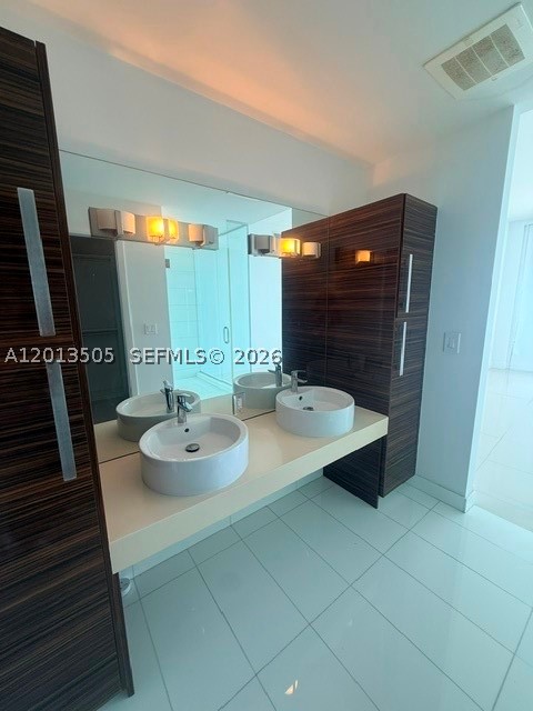 2020 N Bayshore Dr #3804, Miami FL 33137