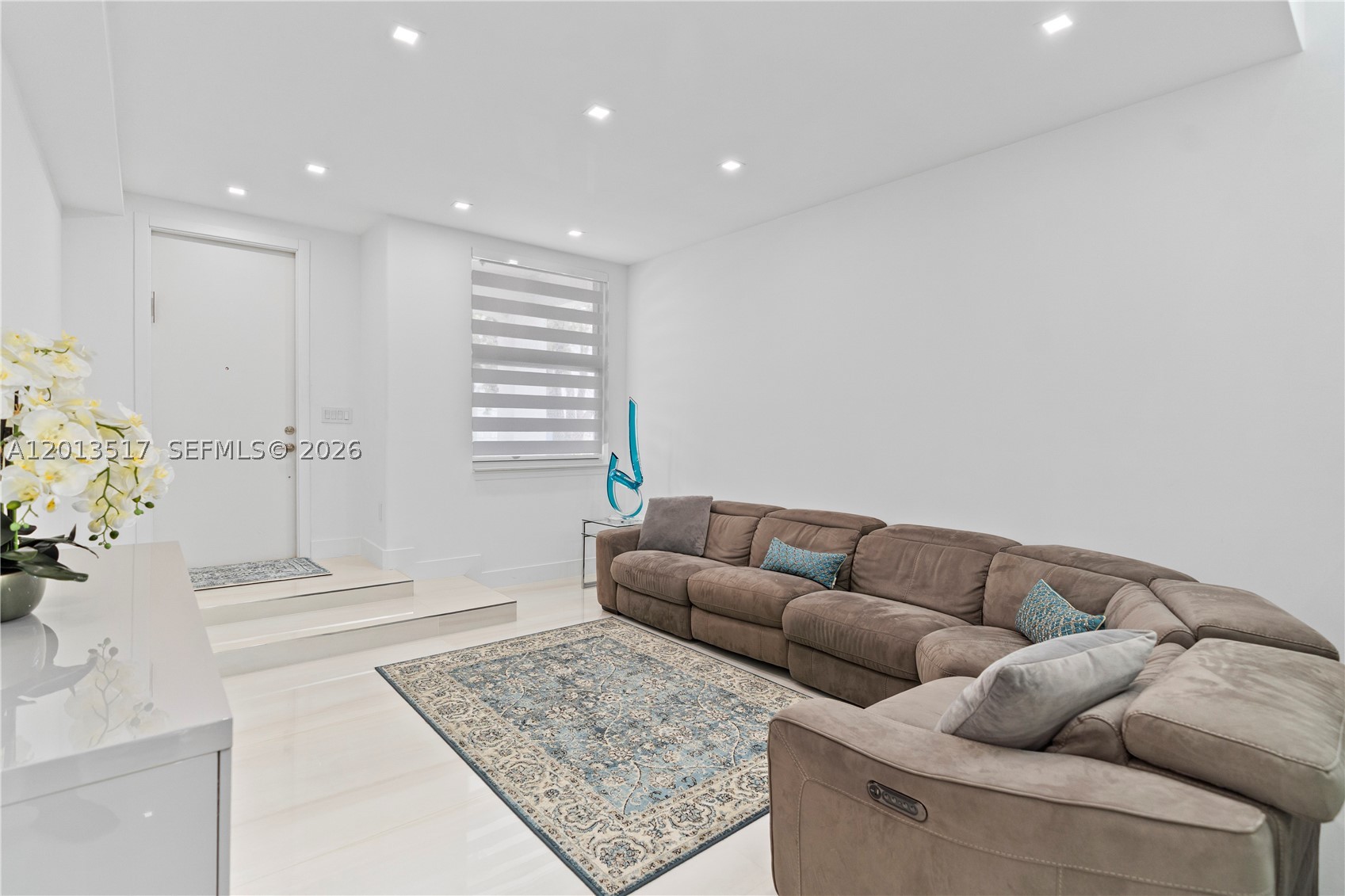 3188 NE 211th Ter, Aventura FL 33180