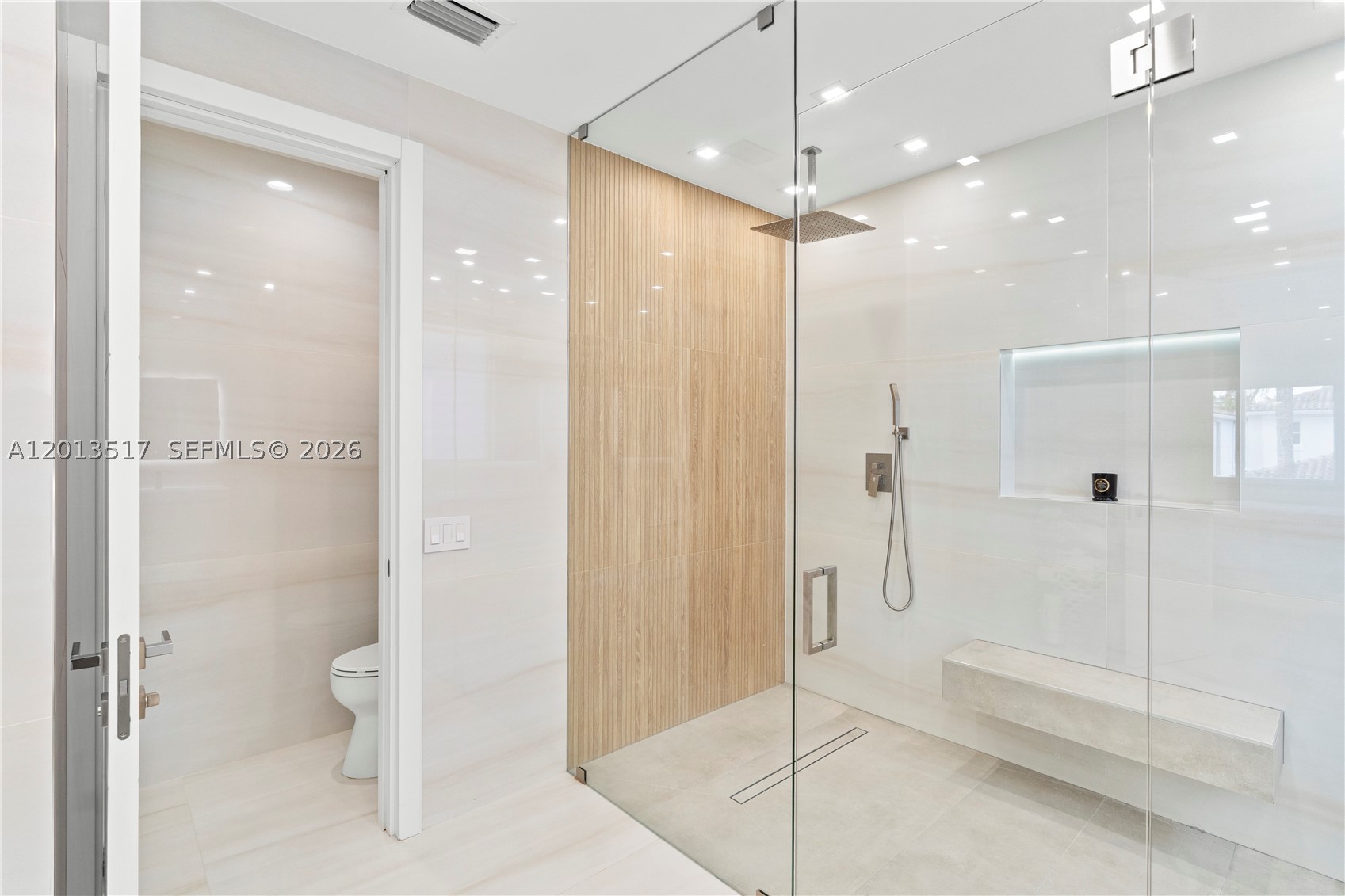 3188 NE 211th Ter, Aventura FL 33180