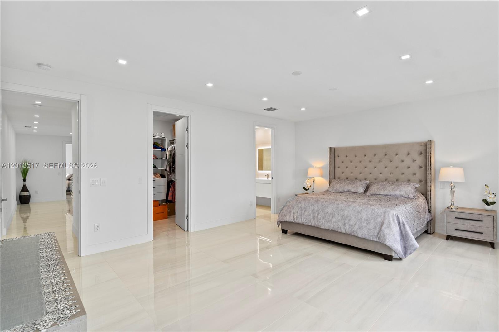 3188 NE 211th Ter, Aventura FL 33180