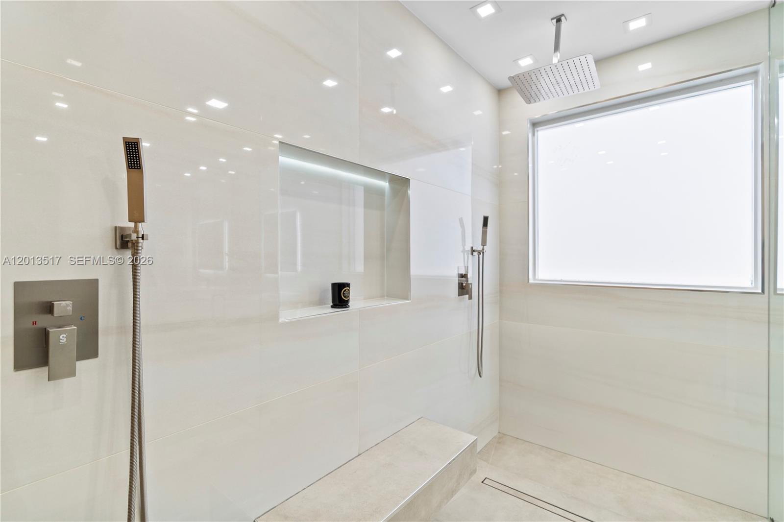 3188 NE 211th Ter, Aventura FL 33180