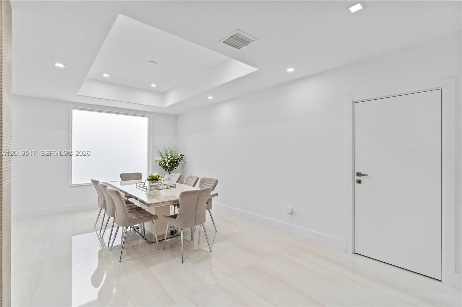 3188 NE 211th Ter, Aventura FL 33180