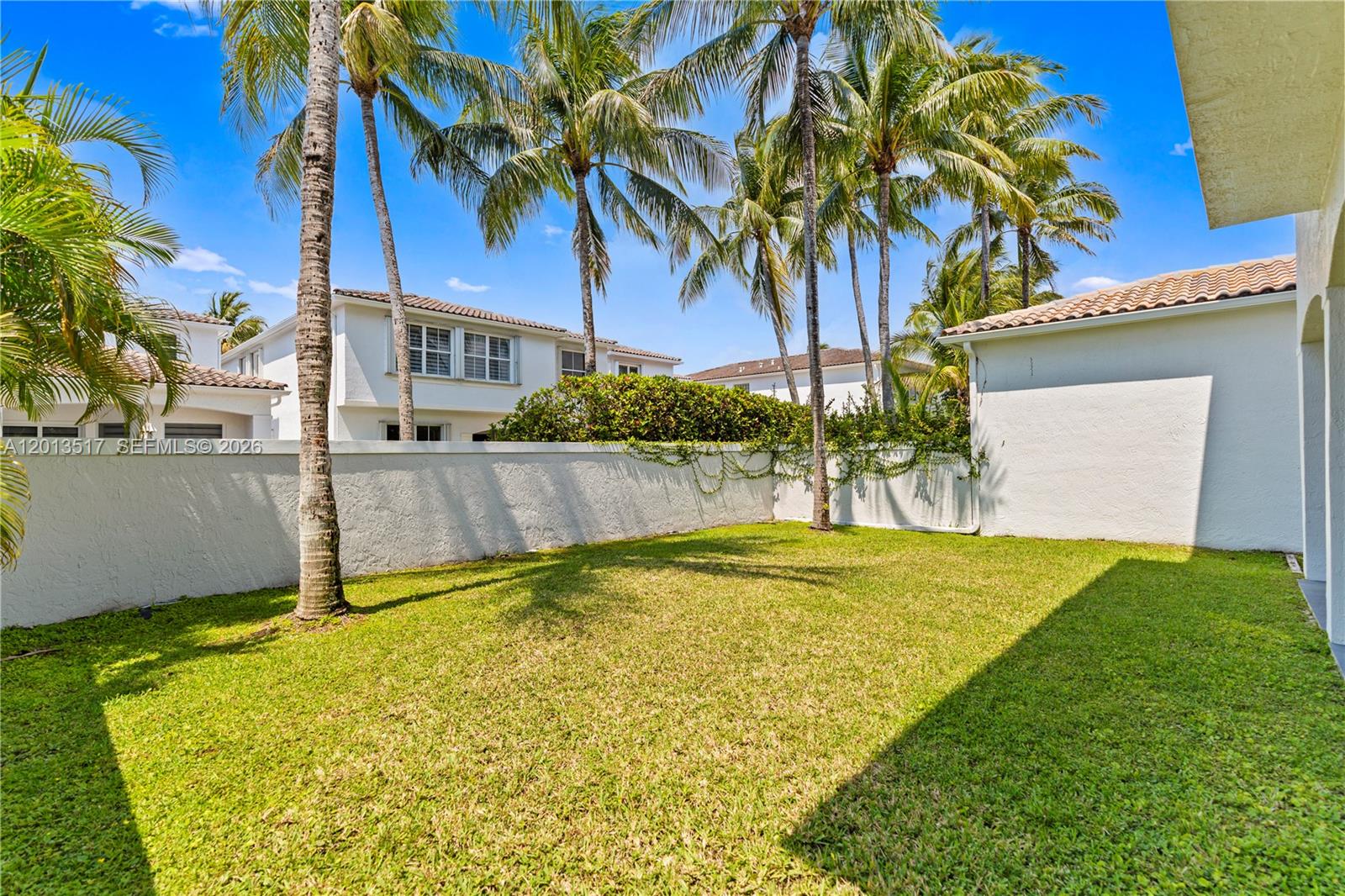 3188 NE 211th Ter, Aventura FL 33180