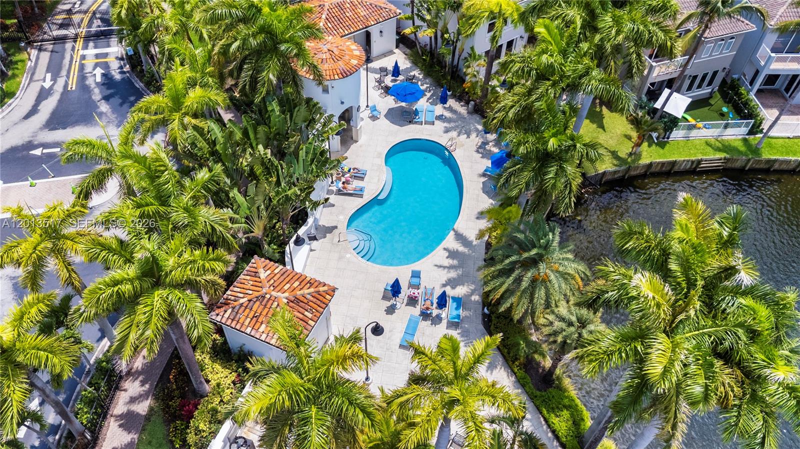 3188 NE 211th Ter, Aventura FL 33180