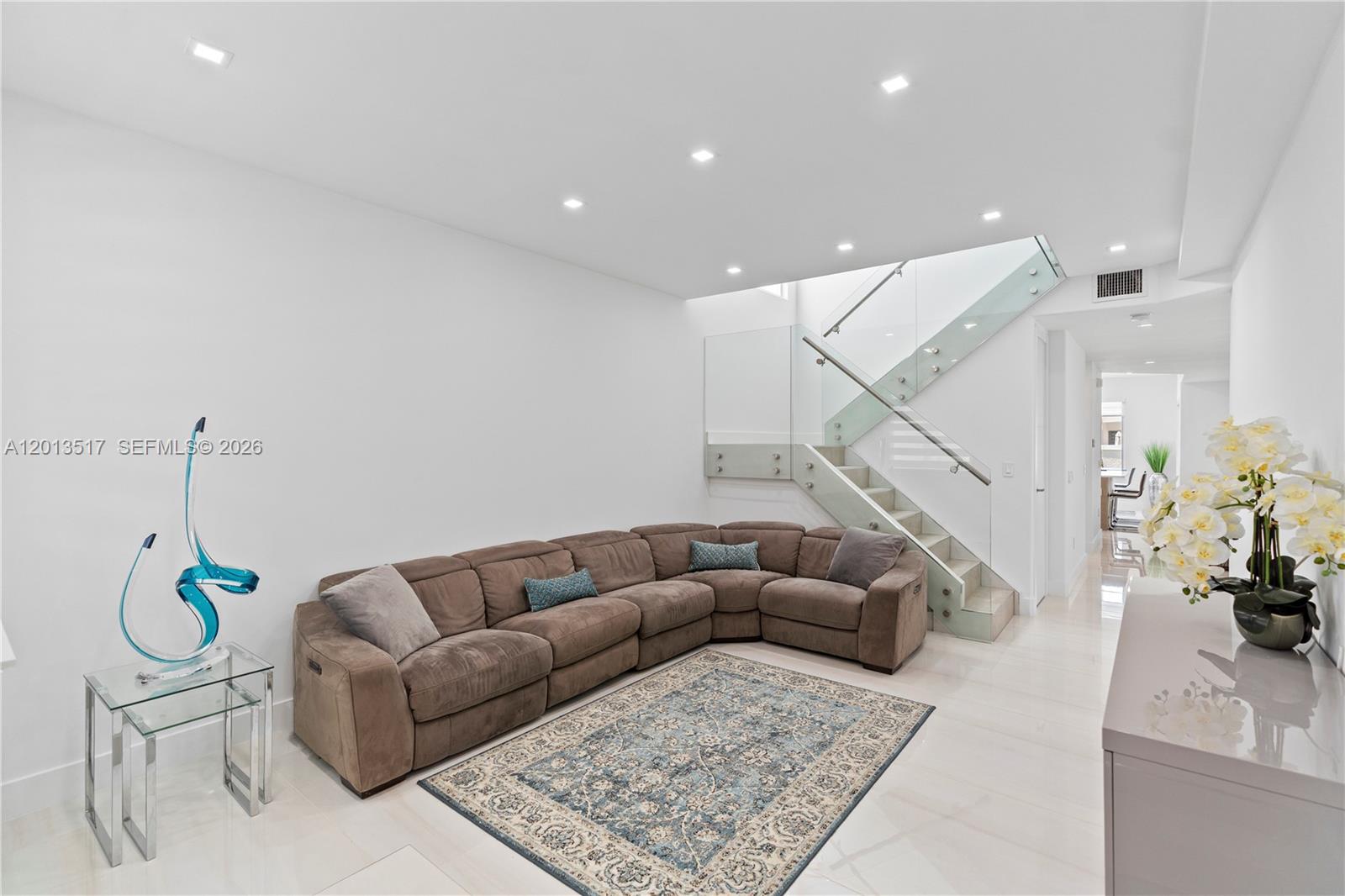 3188 NE 211th Ter, Aventura FL 33180