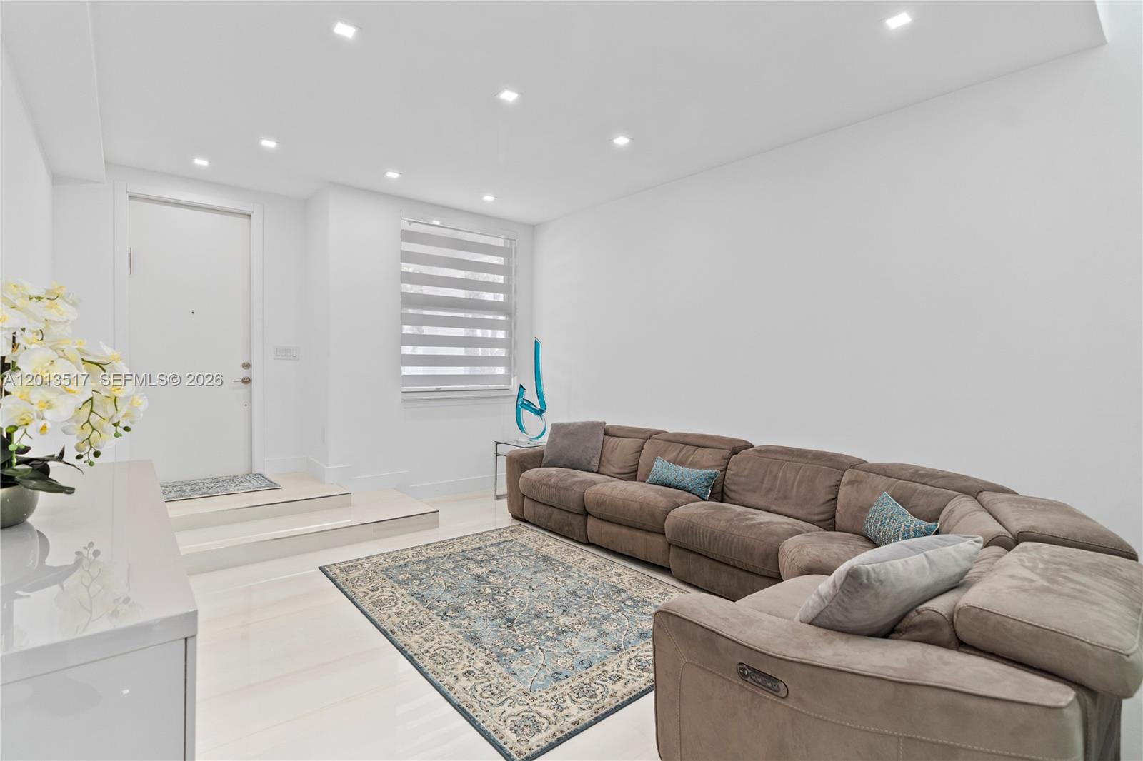 3188 NE 211th Ter, Aventura FL 33180
