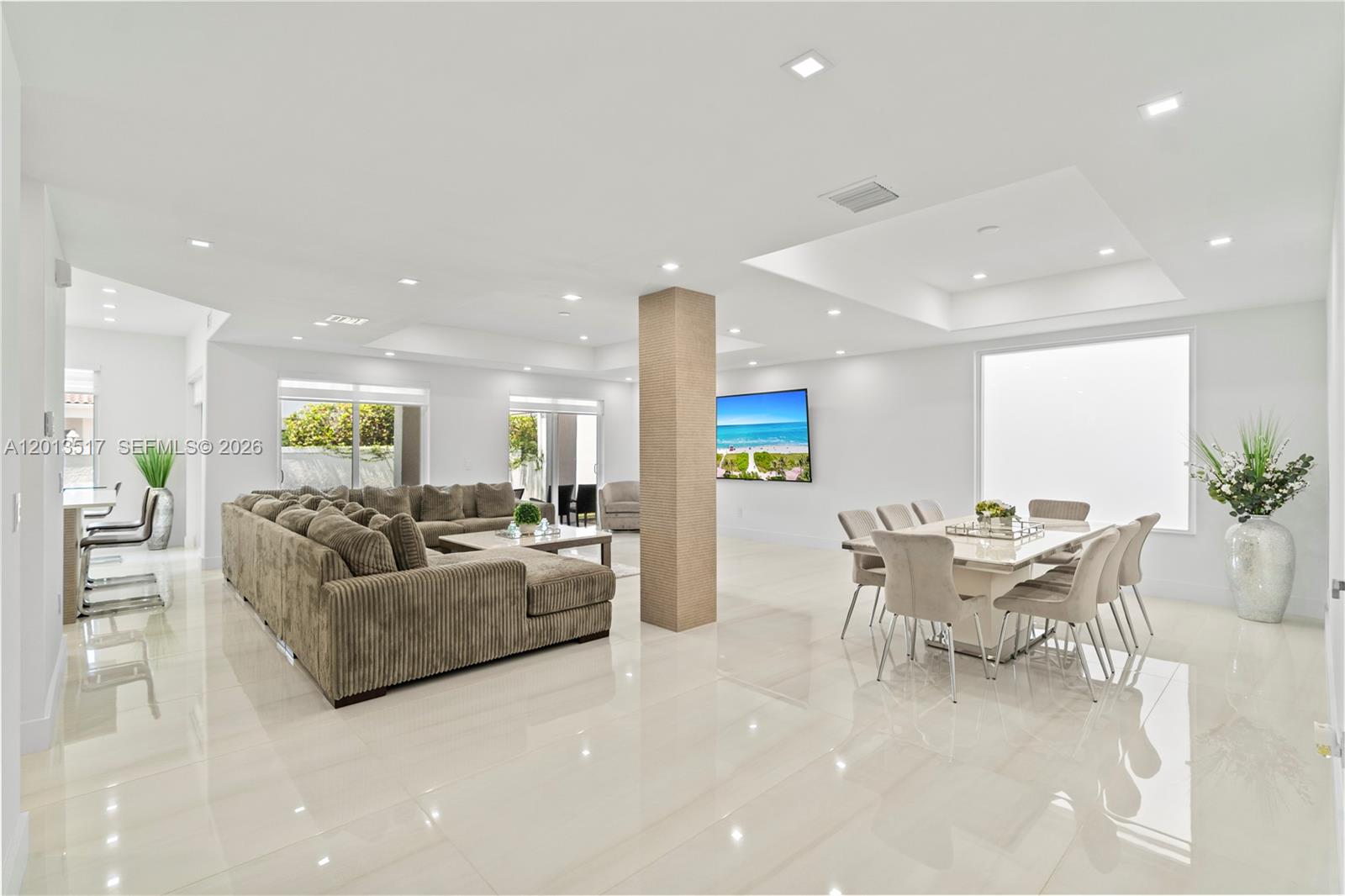 3188 NE 211th Ter, Aventura FL 33180