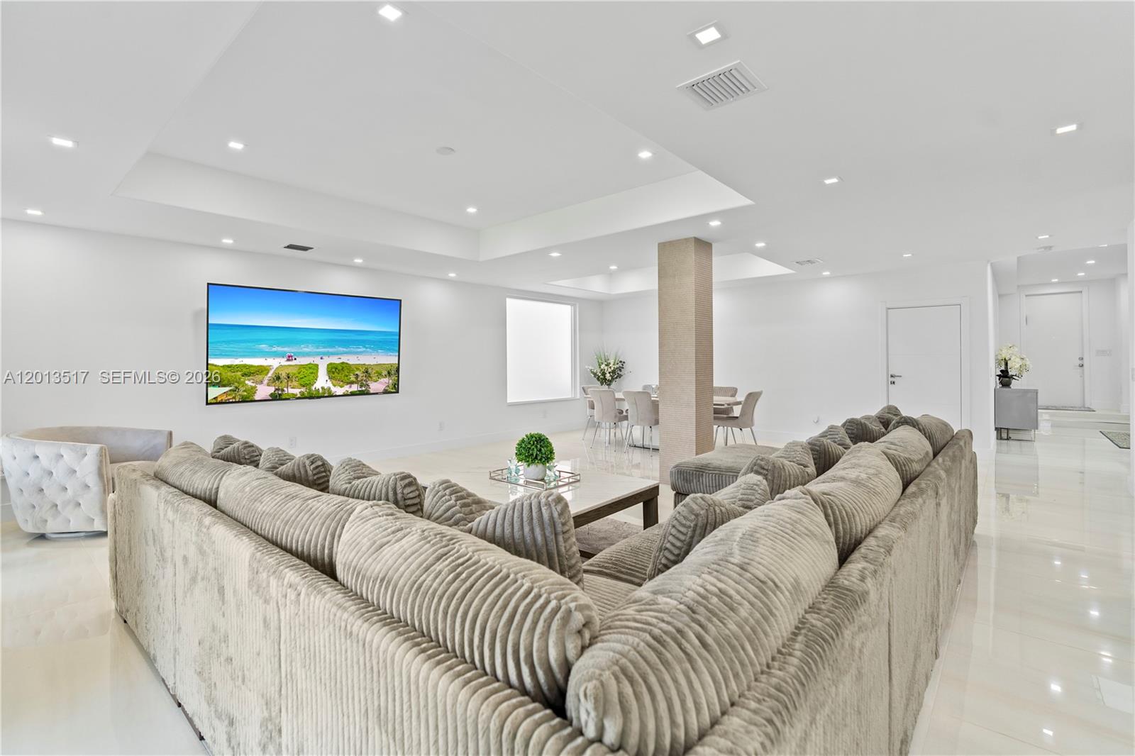 3188 NE 211th Ter, Aventura FL 33180