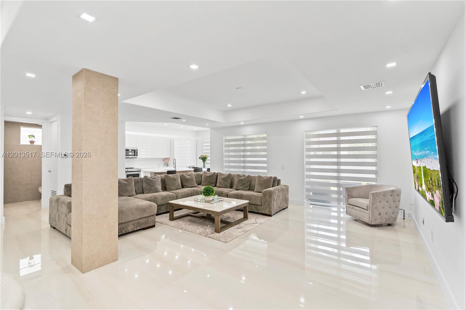 3188 NE 211th Ter, Aventura FL 33180