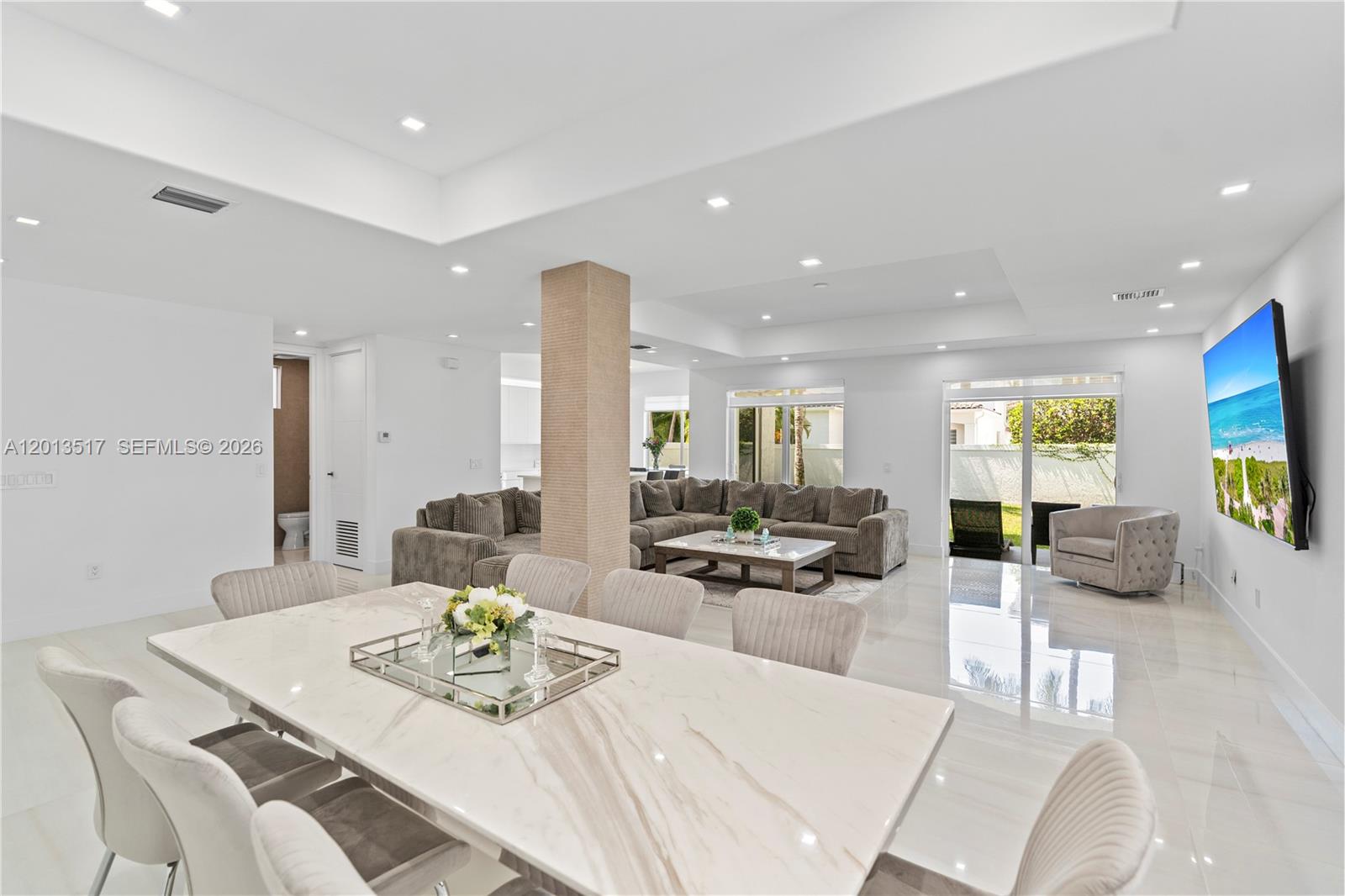 3188 NE 211th Ter, Aventura FL 33180